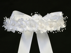 Head piece with flower & pearl accents